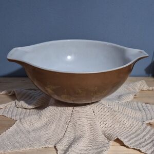 Vintage Early American Pyrex Cinderella Mixing Bowl #444